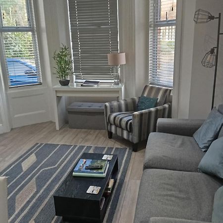 Stylish converted Victorian apartment Bournemouth Exterior foto