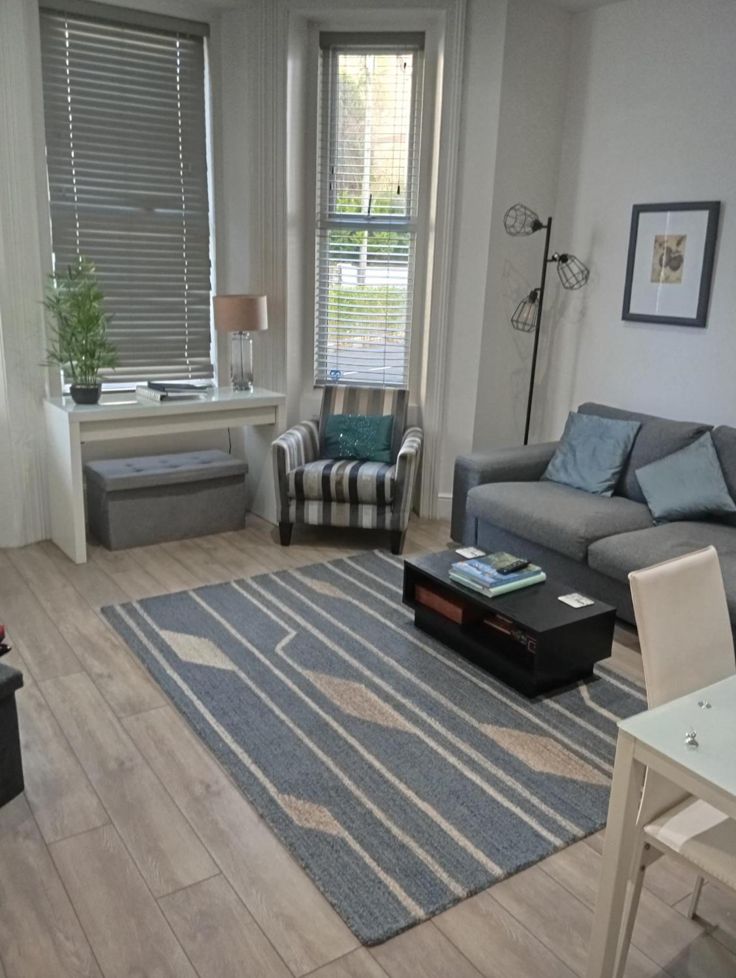 Stylish converted Victorian apartment Bournemouth Exterior foto